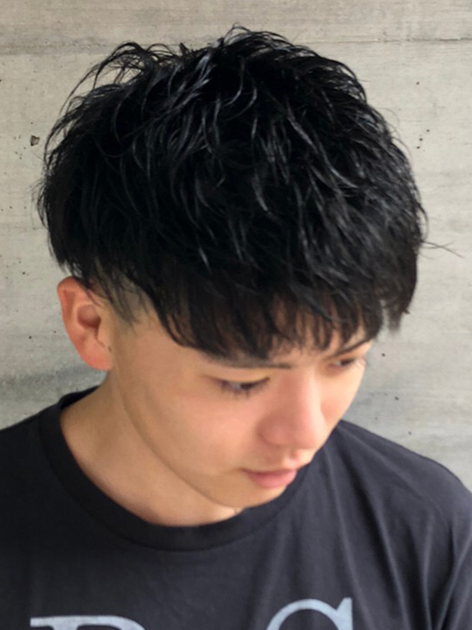 好感度◎でスタイリング簡単♪刈り上げマッシュ