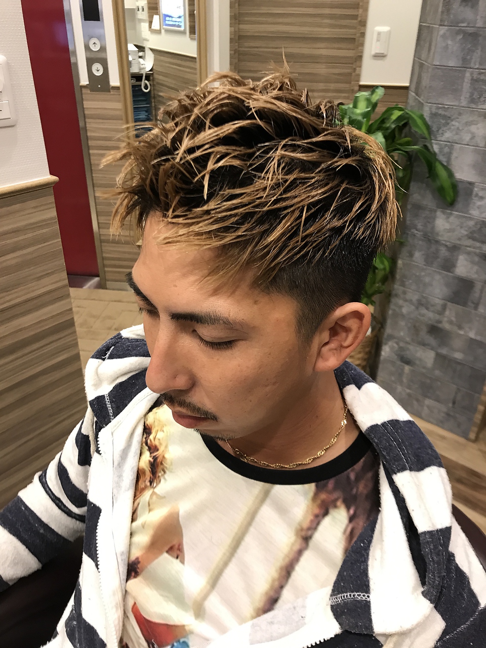 ショットフォワード【神田】【小川町】【岩本町】（理容室）