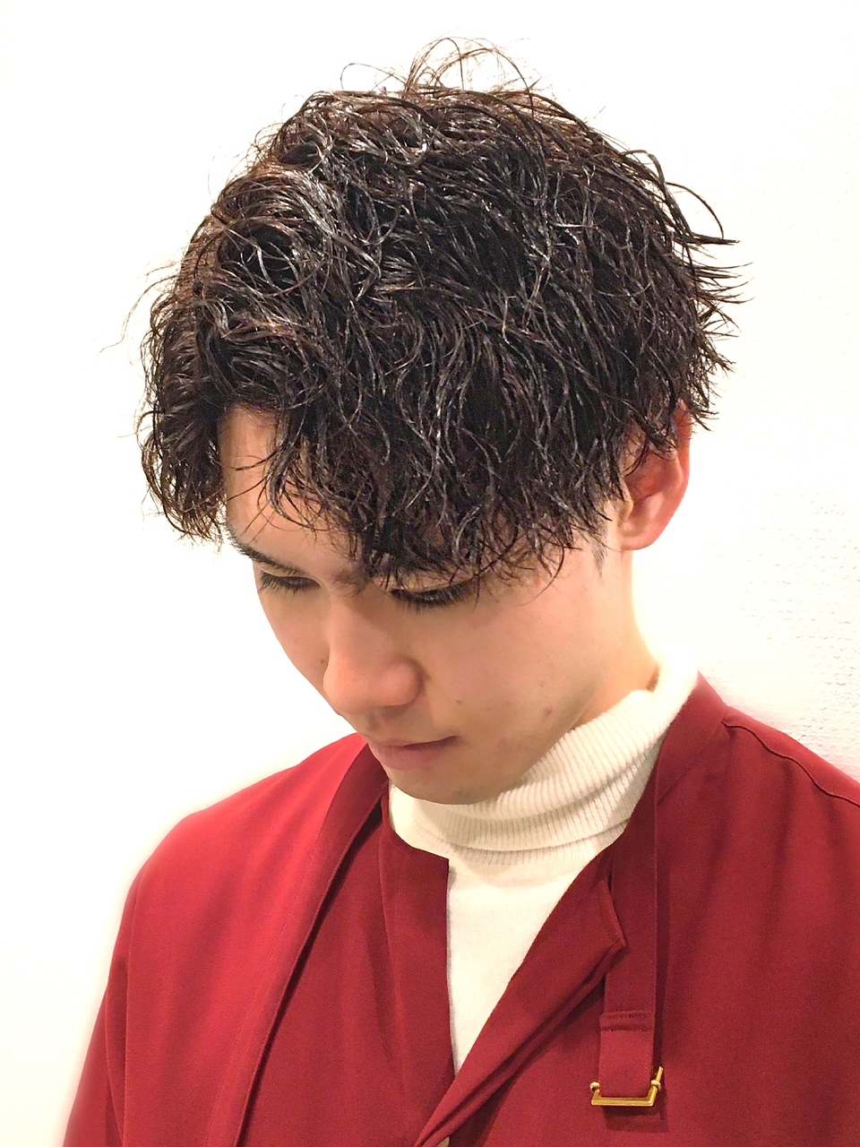 ツイストスパイラルパーマ　ツーブロック７３アップバング黒髪