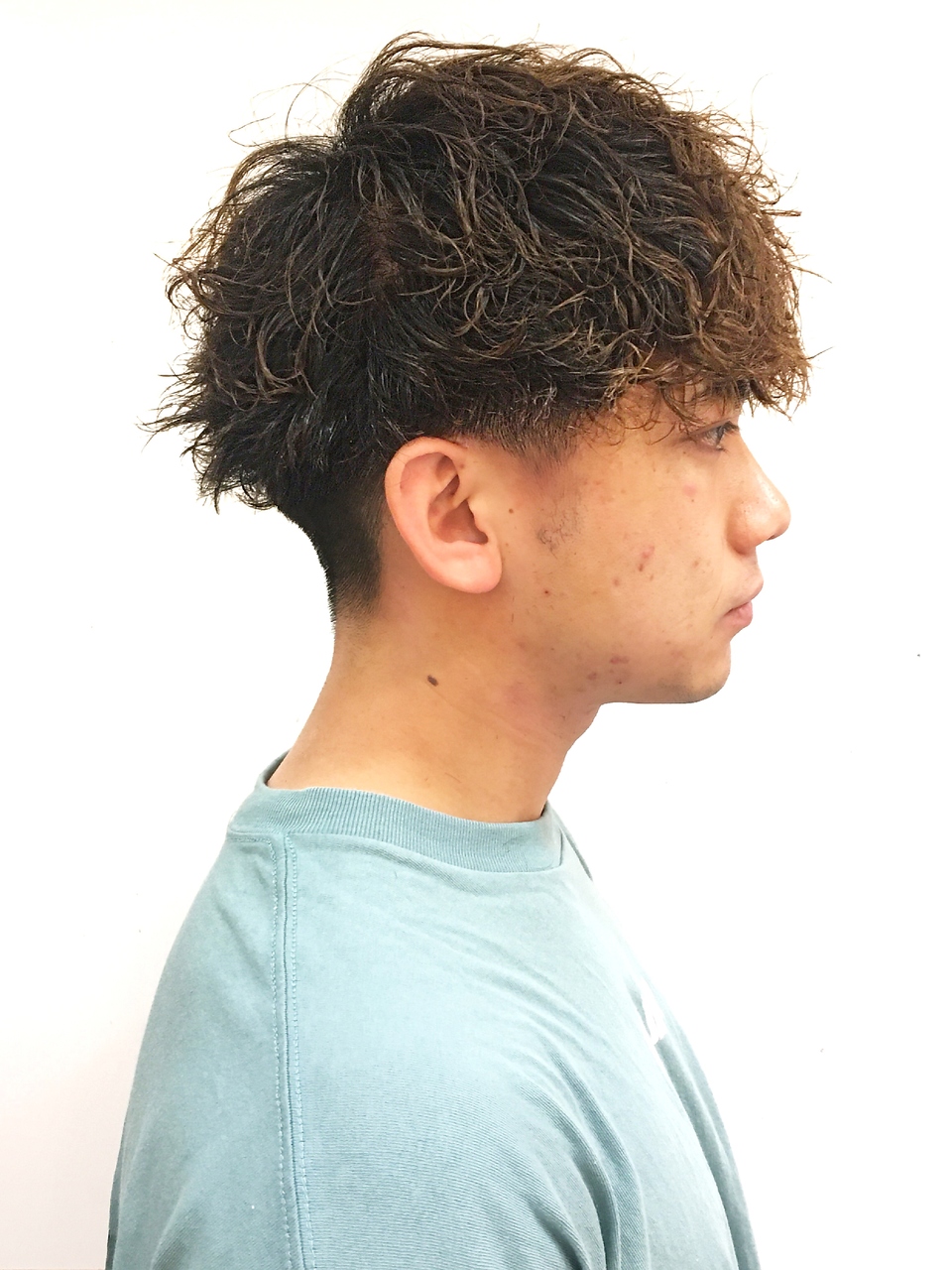 ツーブロックマッシュツイストパーマ/アップバング刈り上げ