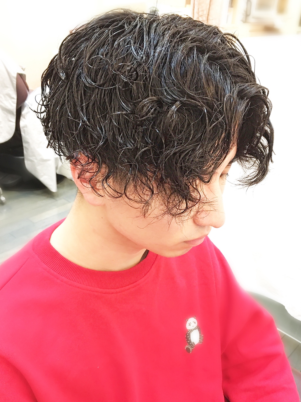 ツーブロックスパイラルパーマ/センターアップバング刈り上げ