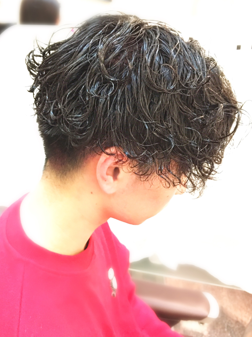 ツーブロックスパイラルパーマ/センターアップバング刈り上げ