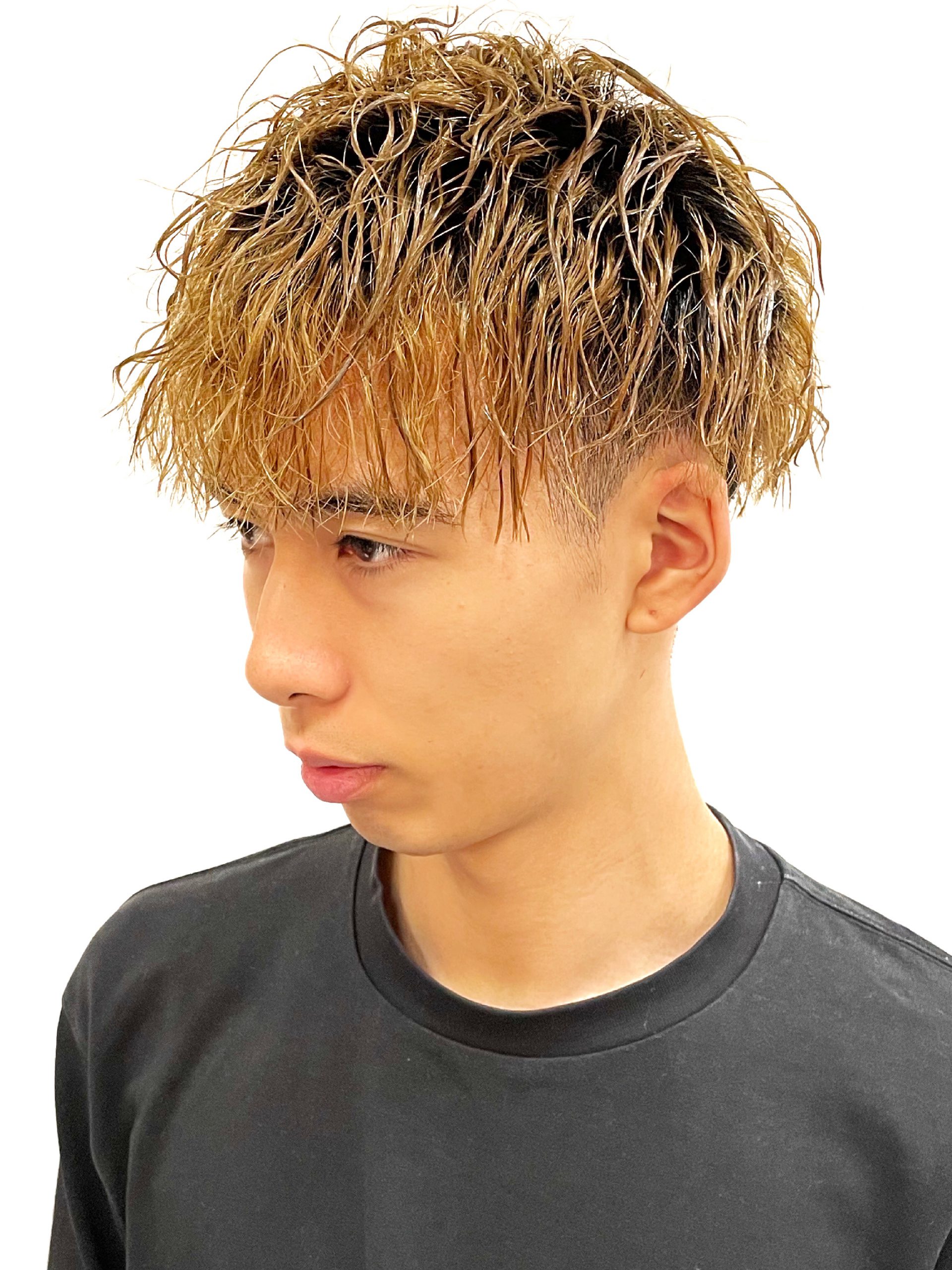 ツイストスパイラルパーマ/ツーブロックマッシュ