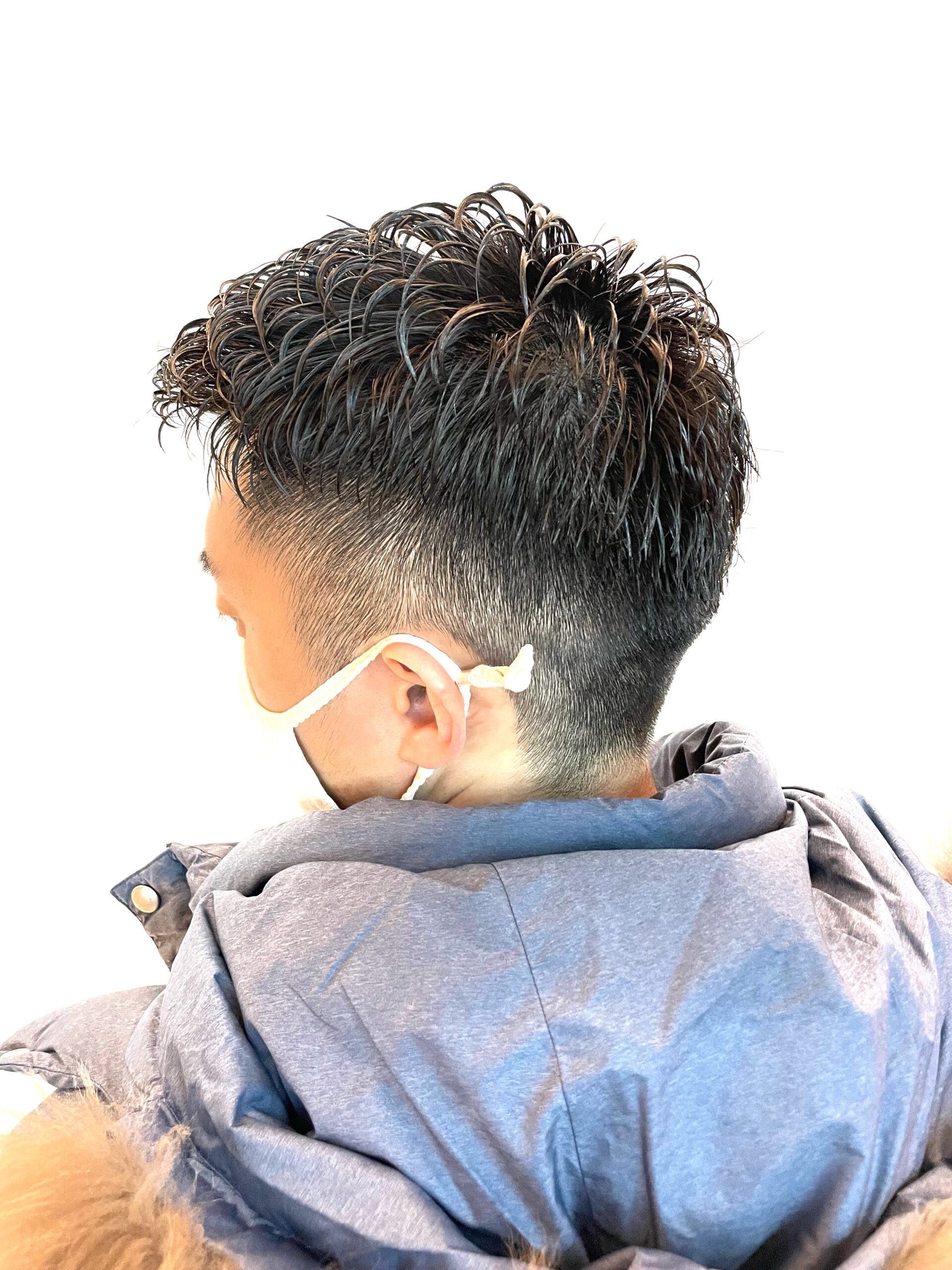 20代30代ビジネスツーブロックパーマショートカジュアル