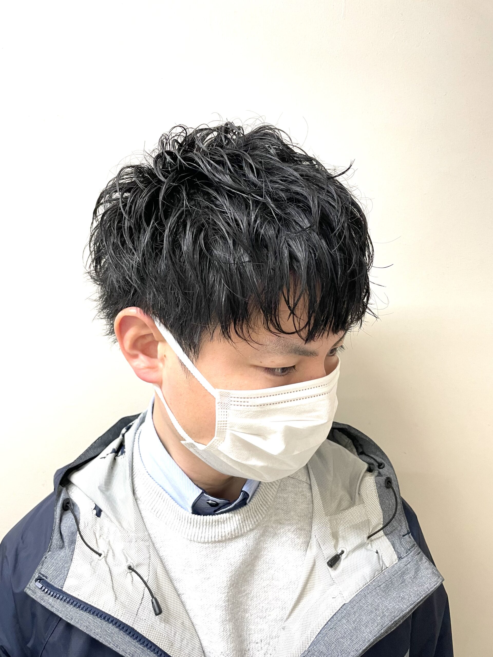 20代30代ナチュラルアイロンパーマ無造作マッシュ