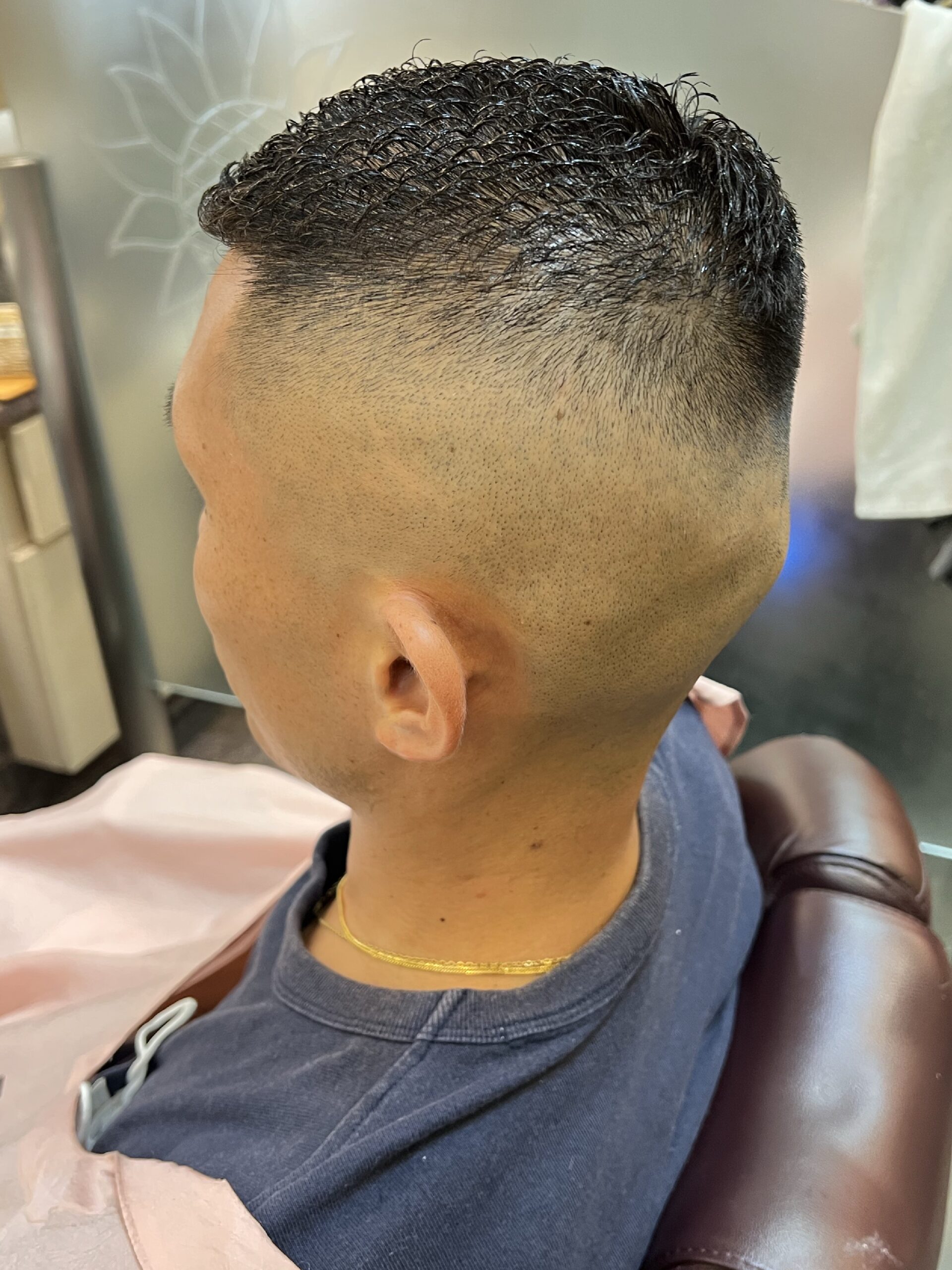 スキンフェード　濡れパン