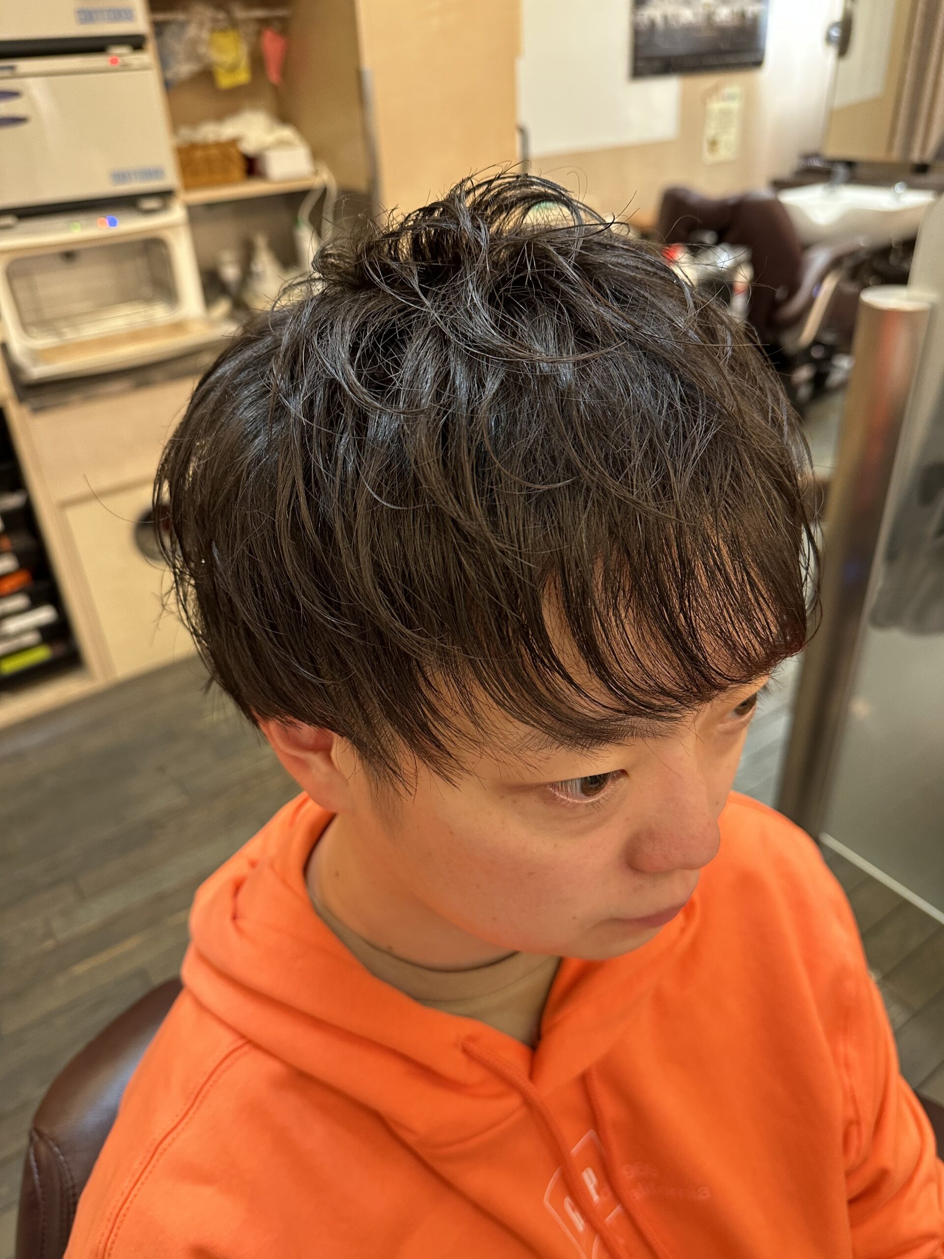 10代20代王道束感ツーブロックマッシュスタイル