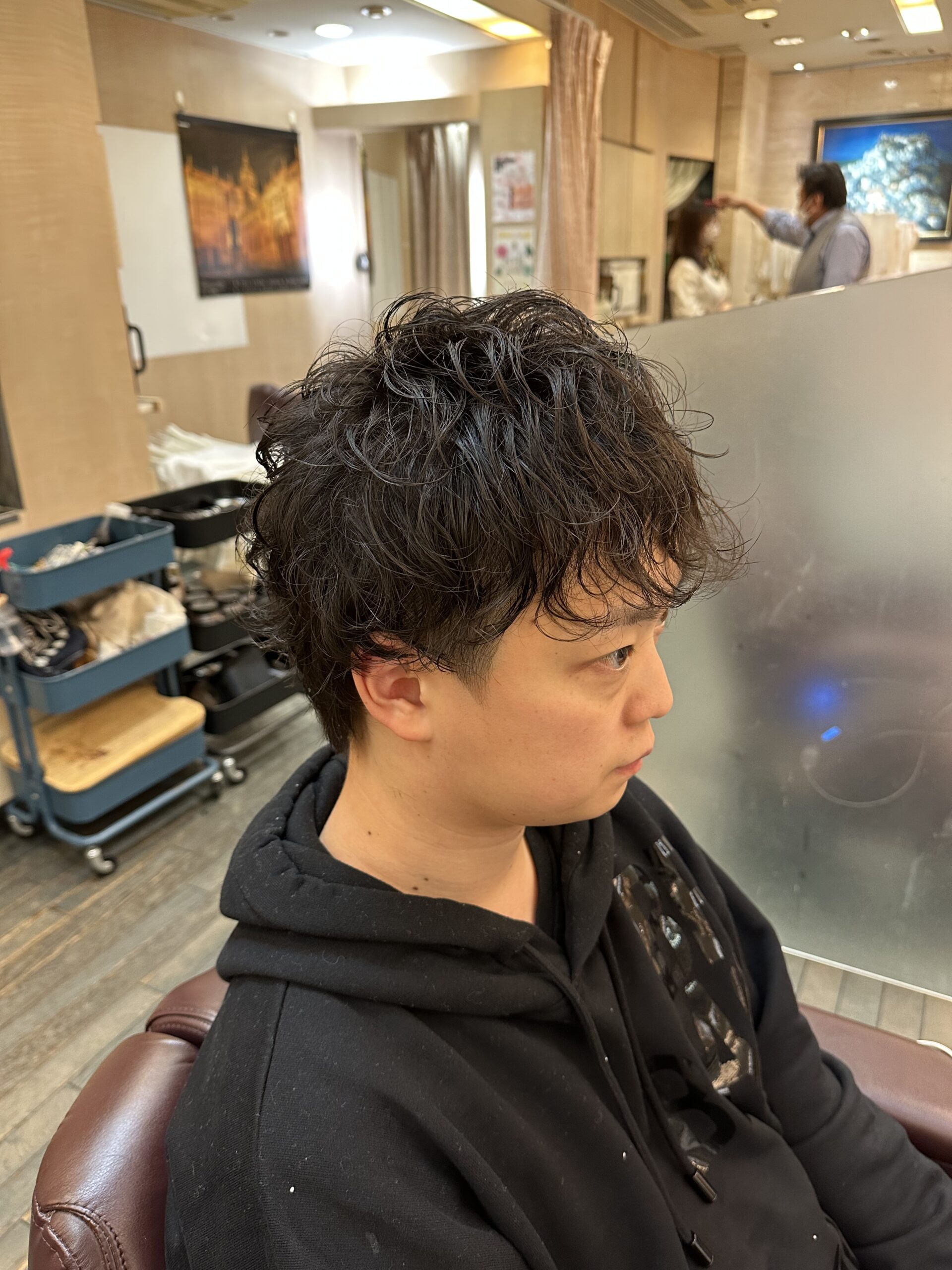 10代20代30代爽やかウルフフェザーマッシュスパイラルパーマ