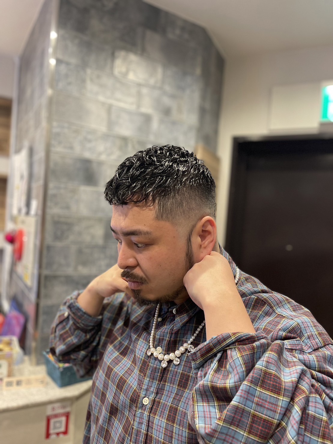 大人ワイルドクロップスキンフェード