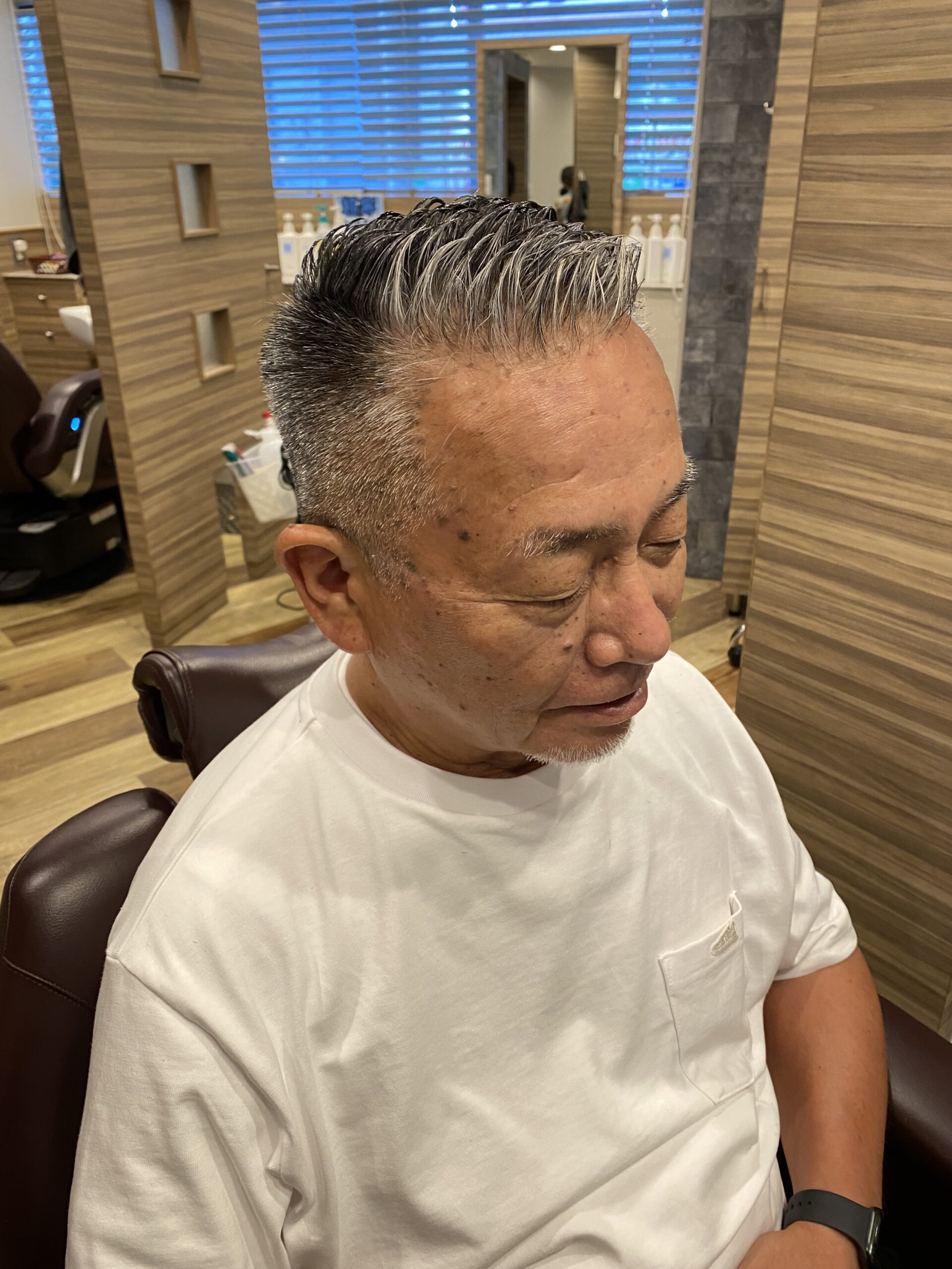 メンズツーブロツイストスパイラルアップバングショートメッシュ